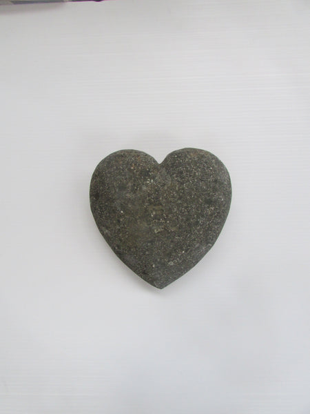 Decorative stone heart trio ornaments