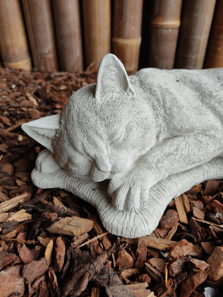 Lazy Cat Stone Ornament